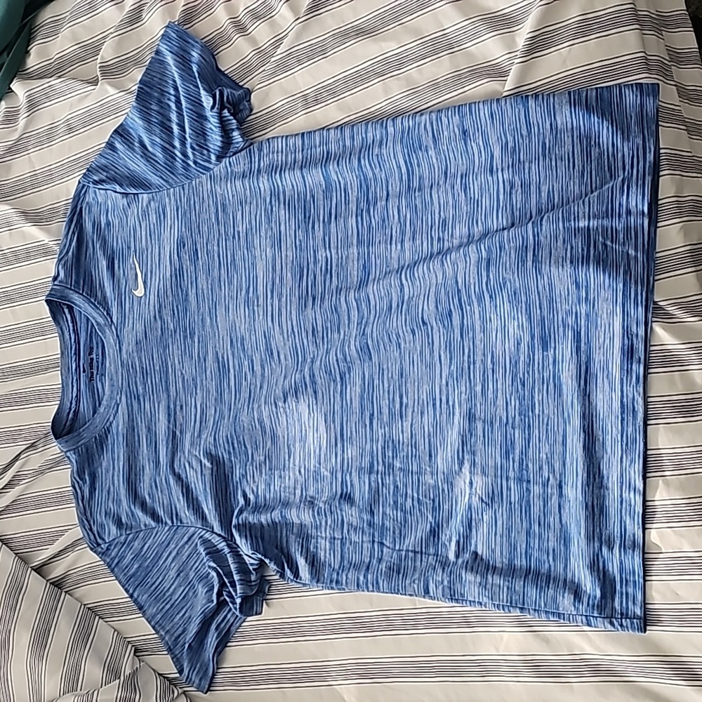 Nike tee